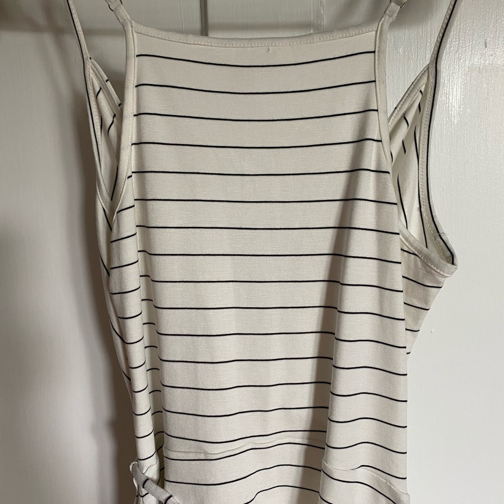 NWOT MARKET & SPRUCE tank - Picture 5 of 5